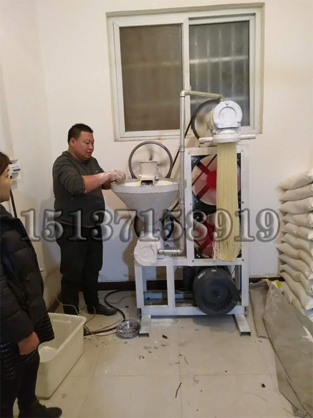 自熟米線機試機現場 自熟米線機試機現場