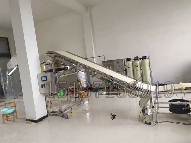 全自動米線機生產現場 全自動米線機生產現場